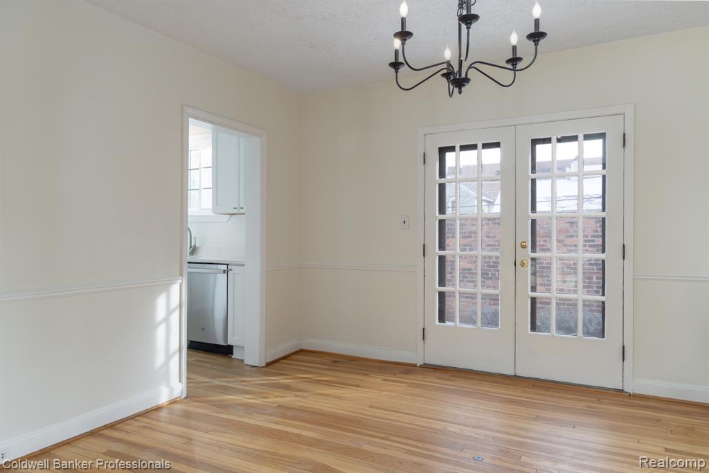 42 Cranford Lane, Grosse Pointe, MI 48230 — Photo 11