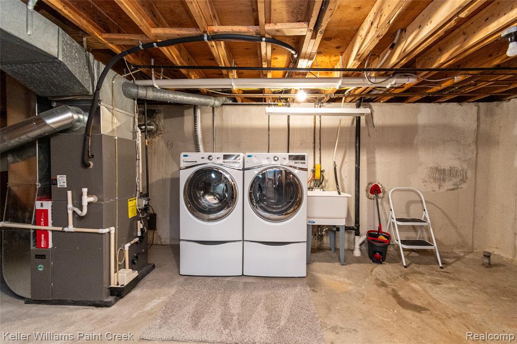 44205 Felstone Drive, Sterling Heights, MI 48313 — Photo 62