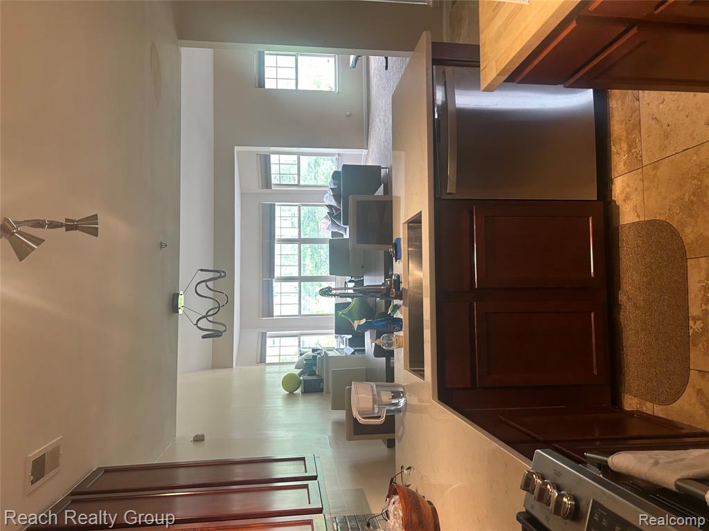 2512 Woodward, Detroit, MI 48201 — Photo 7