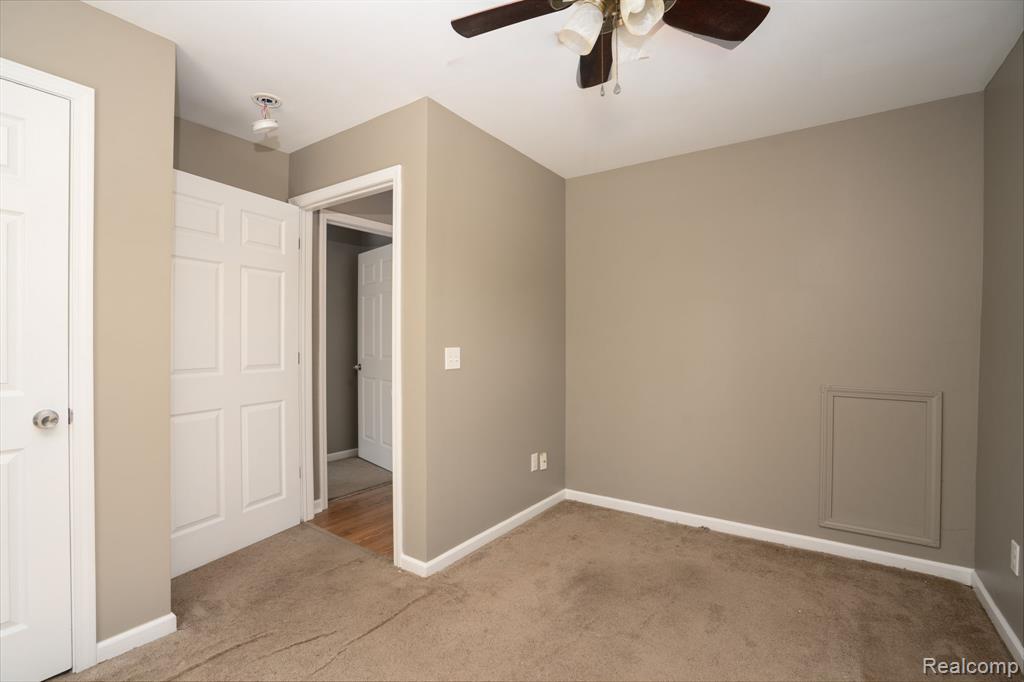 3421 N Genesee Road, Flint, MI 48506 — Photo 24