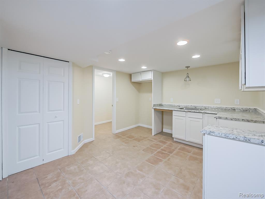 8701 Brookville Road, Plymouth, MI 48170 — Photo 26