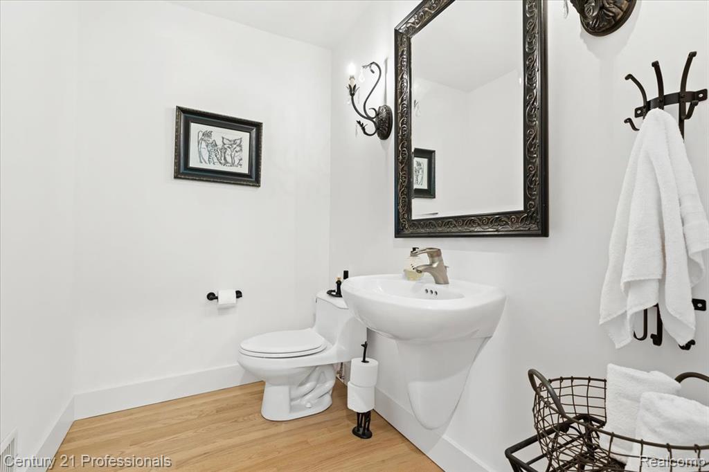 5255 Oak Hill Trail N, Commerce Twp, MI 48382 — Photo 31