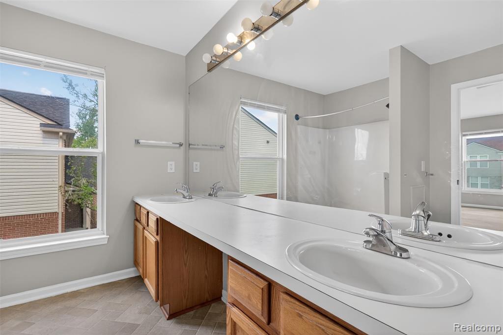 4642 Pond Run, Canton, MI 48188 — Photo 28