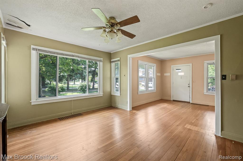 918 Saint Louis Street, Ferndale, MI 48220 — Photo 10