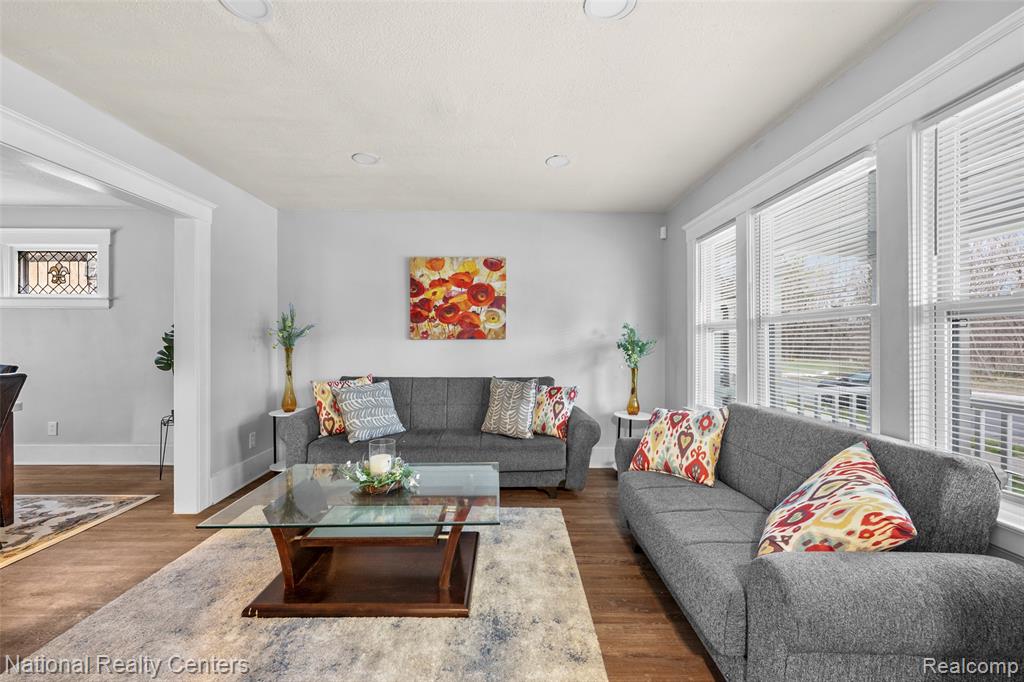 3917 Bewick Street, Detroit, MI 48214 — Photo 7