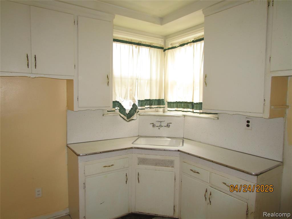 19500 Hoover Street, Detroit, MI 48205 — Photo 27