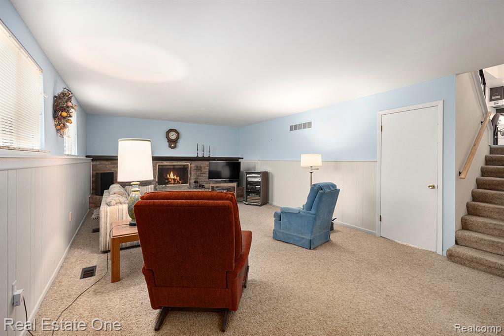 5982 Slate Drive, Troy, MI 48085 — Photo 15