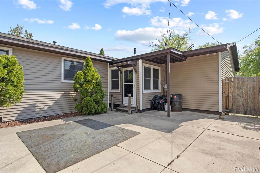 479 N MANSFIELD Street, Ypsilanti, MI 48197 — Photo 34