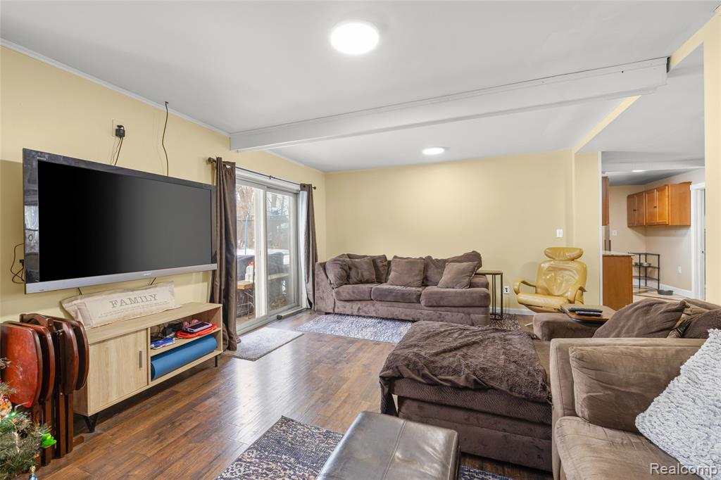 16000 S Huron River Drive, Romulus, MI 48174 — Photo 13