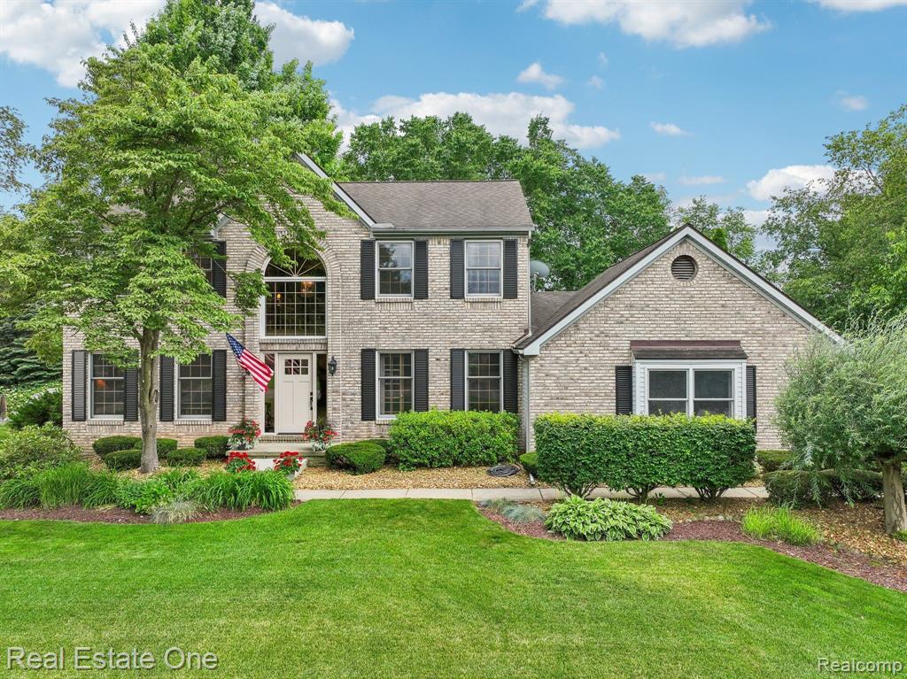 11175 SAND CRANE Way, South Lyon, MI 48178 — front exterior