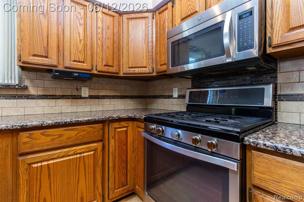 4062 Lexington Drive, Trenton, MI 48183 — Photo 11