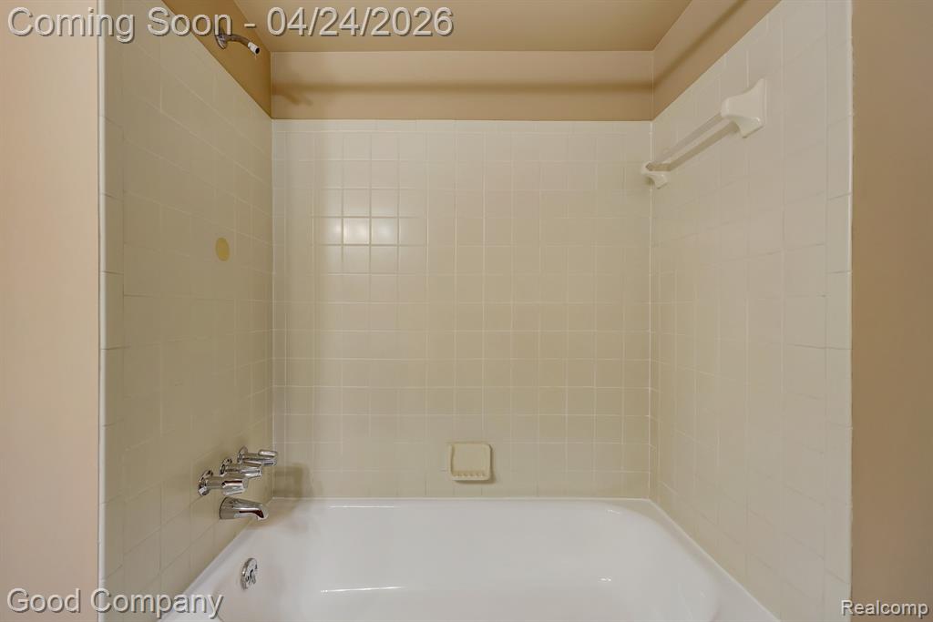 57156 Faircrest Drive, Washington, MI — Photo 21