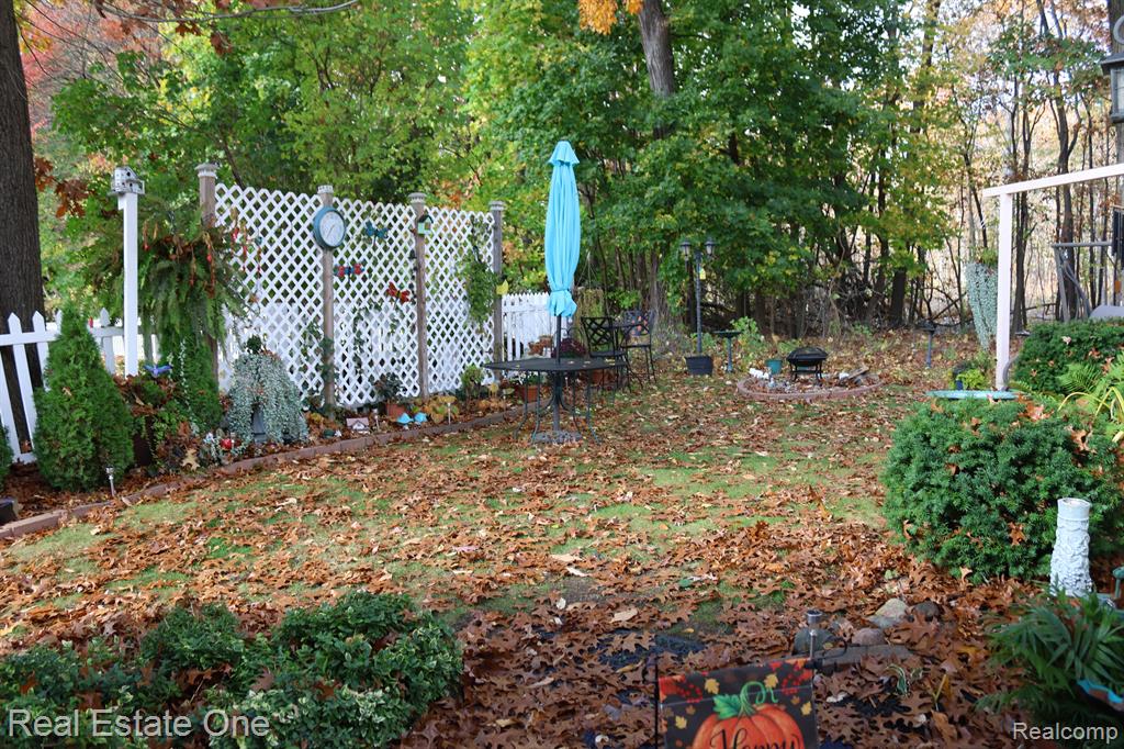 8409 Carols Drive, Brighton, MI 48114 — Photo 26