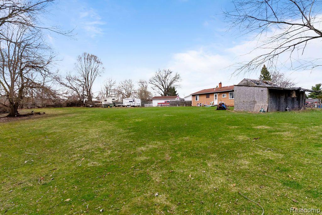 333 FAIRFIELD, Holly, MI 48442 — Photo 18