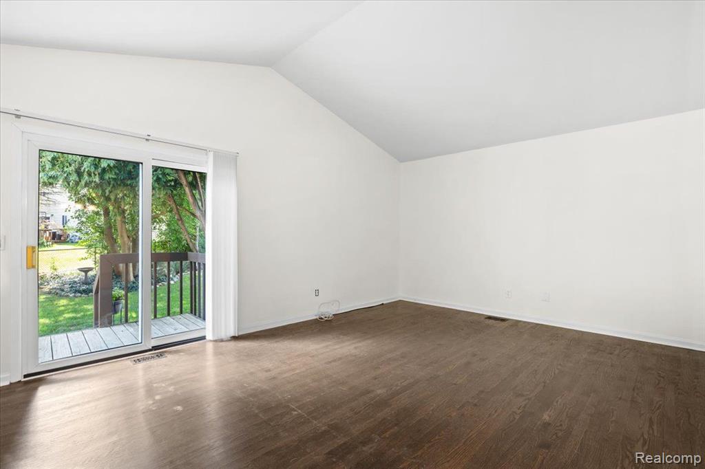 773 OAK RIDGE Drive, Brighton, MI 48116 — Photo 17