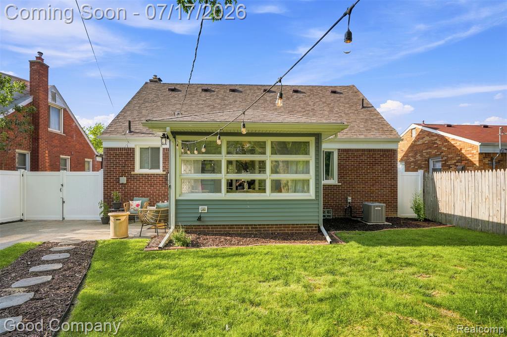 13441 Oak Park Boulevard, Oak Park, MI 48237 — Photo 34