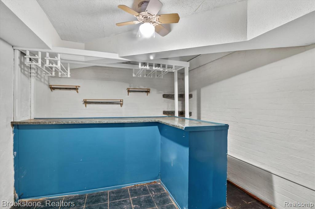 1735 Lincolnshire Drive, Highland Park, MI 48203 — Photo 51