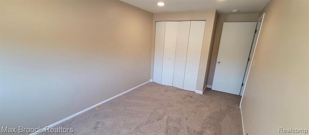 7416 Azalea Court Court, West Bloomfield, MI — Photo 2