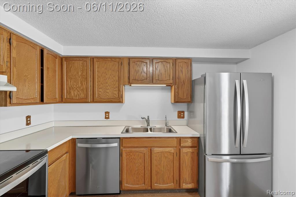 5464 E Maple Avenue, Grand Blanc, MI 48439 — Photo 16