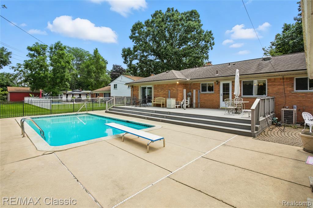 415 Booth Road, Troy, MI 48085 — Photo 34