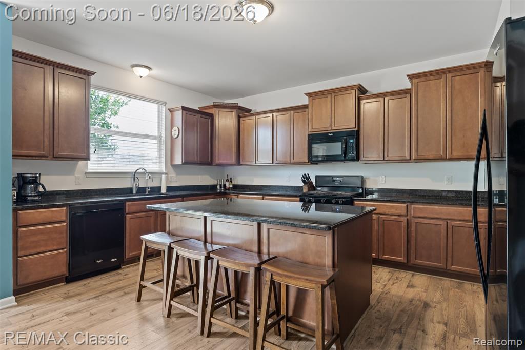 10884 Bouldercrest Drive, South Lyon, MI 48178 — Photo 7