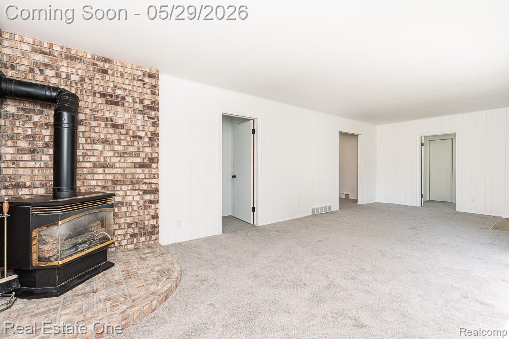 1056 Adams Road, Burton, MI 48509 — Photo 8