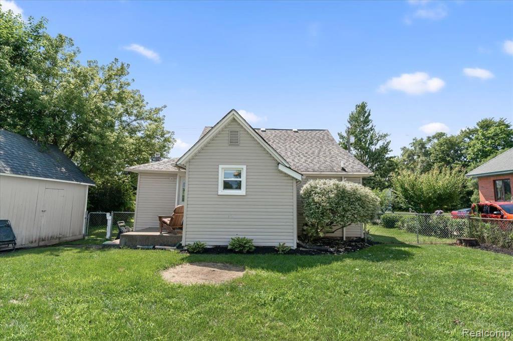 32 CEDAR Street, Ortonville, MI 48462 — Photo 24
