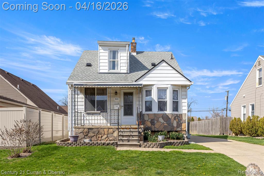 866 Clinton Street, Wyandotte, MI 48192 — Photo 4