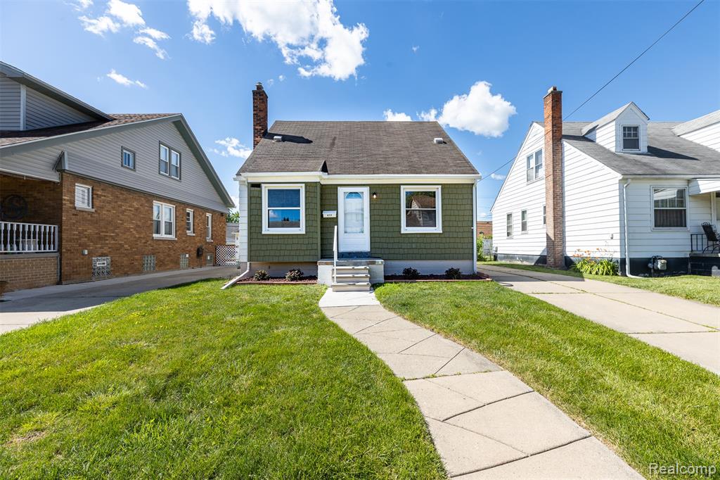 613 Riverbank Street, Lincoln Park, MI 48146 — front exterior