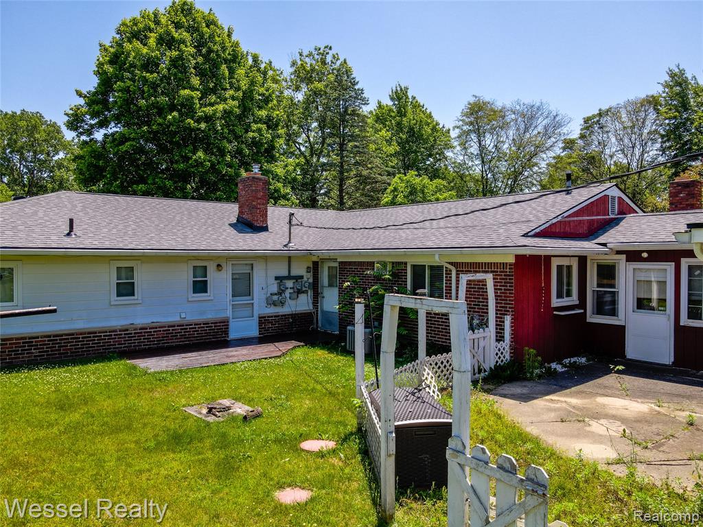 57121 OMO Road, Ray, MI — Photo 27