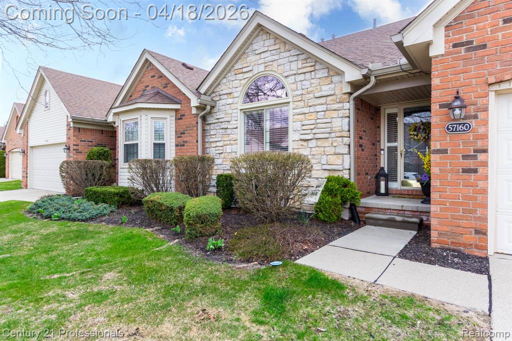 57160 Megan Drive, Washington, MI — Photo 4