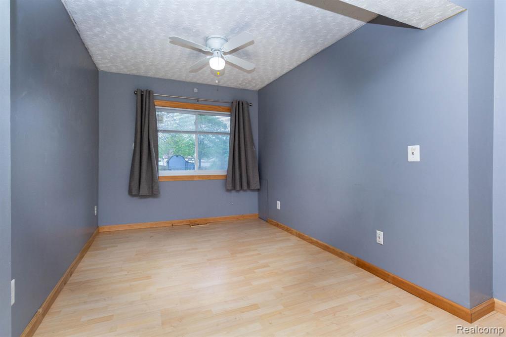 4249 Bonning Avenue, Warren, MI 48091 — Photo 17