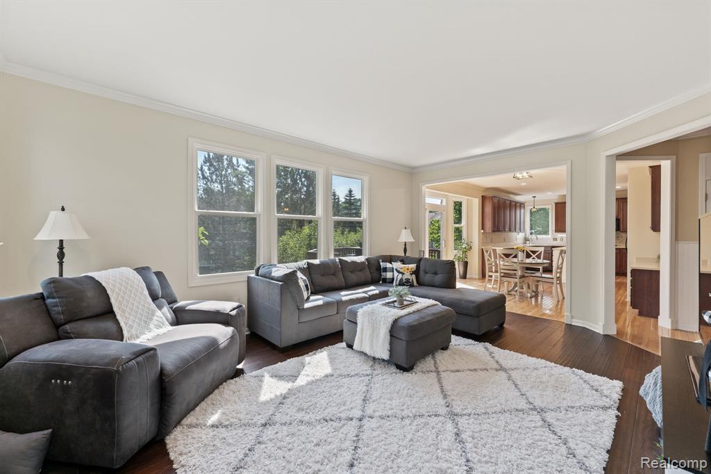 6060 Balmoral Way, Commerce Twp, MI 48382 — Photo 11