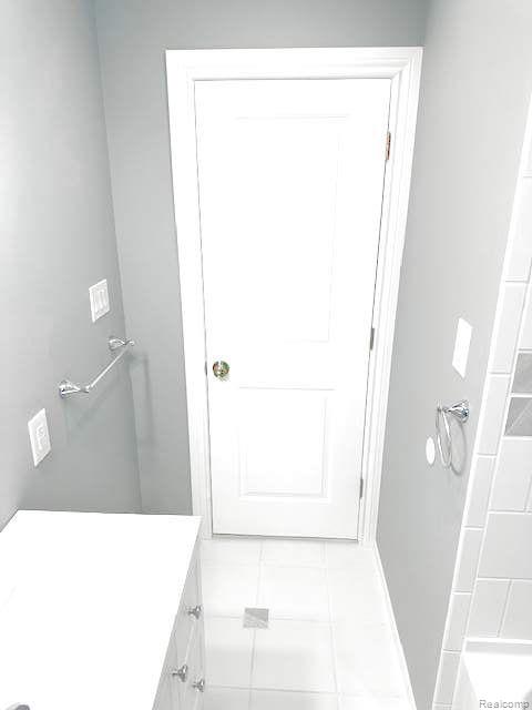 908 MORAN Avenue, Lincoln Park, MI 48146 — Photo 24