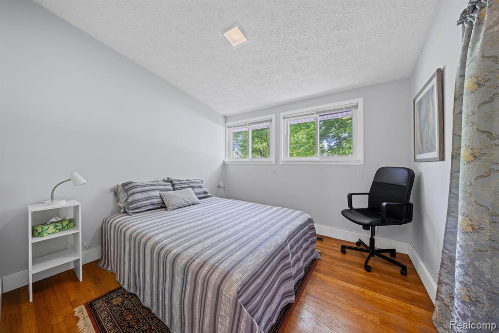 2710 Radcliffe Avenue, Ann Arbor, MI 48104 — Photo 26