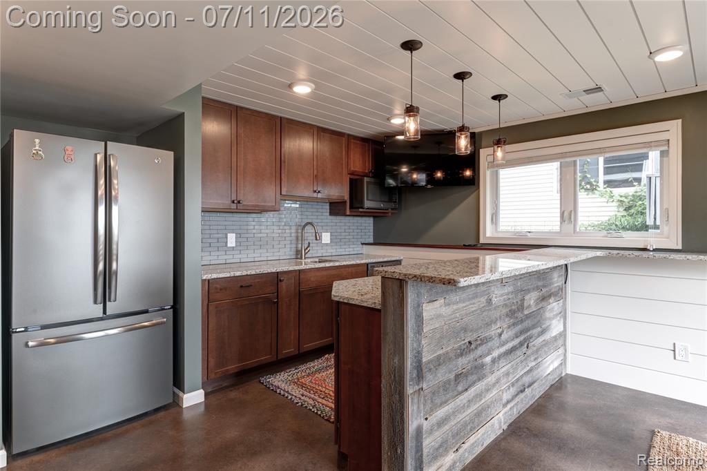 12033 Torrey Road, Fenton, MI 48430 — Photo 36