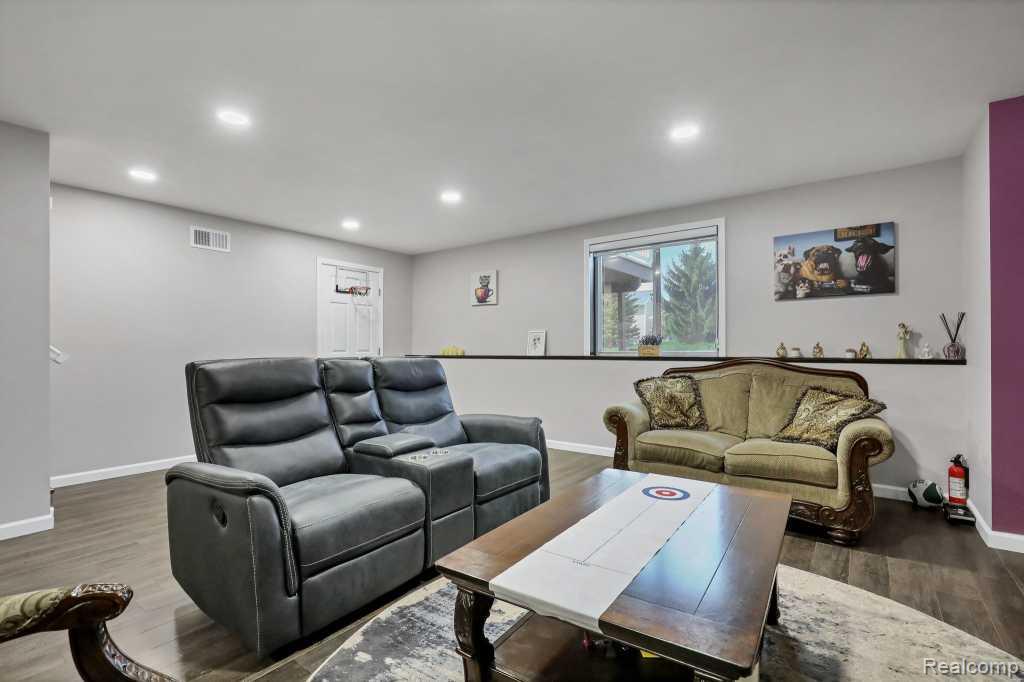 6873 Abbey Lane, Grand Ledge, MI 48837 — Photo 28