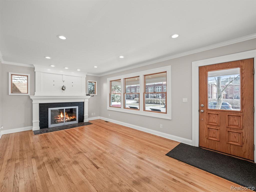 411 WILCOX Street, Rochester, MI 48307 — Photo 11