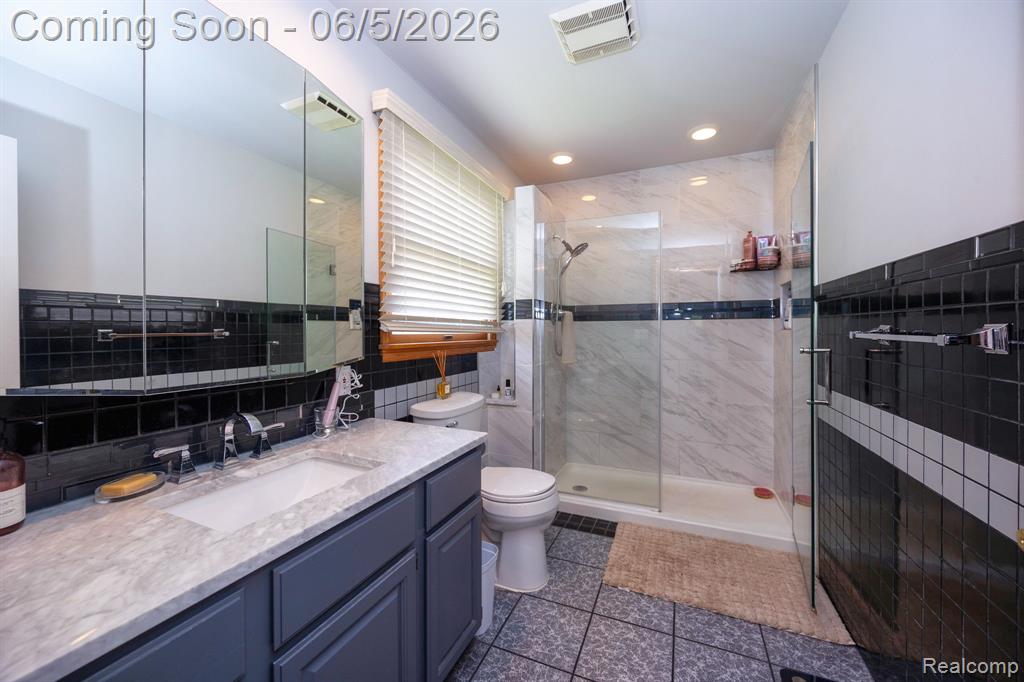 932 River Court, Wyandotte, MI 48192 — Photo 51