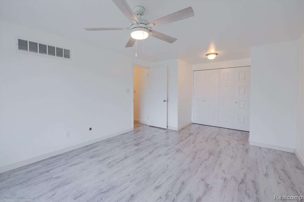 29780 City Center Drive, 3, Warren, MI 48093 — Photo 19