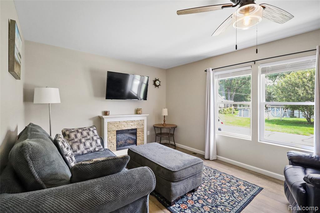 4591 Saint Clair Street, Frenchtown, MI 48166 — Photo 7