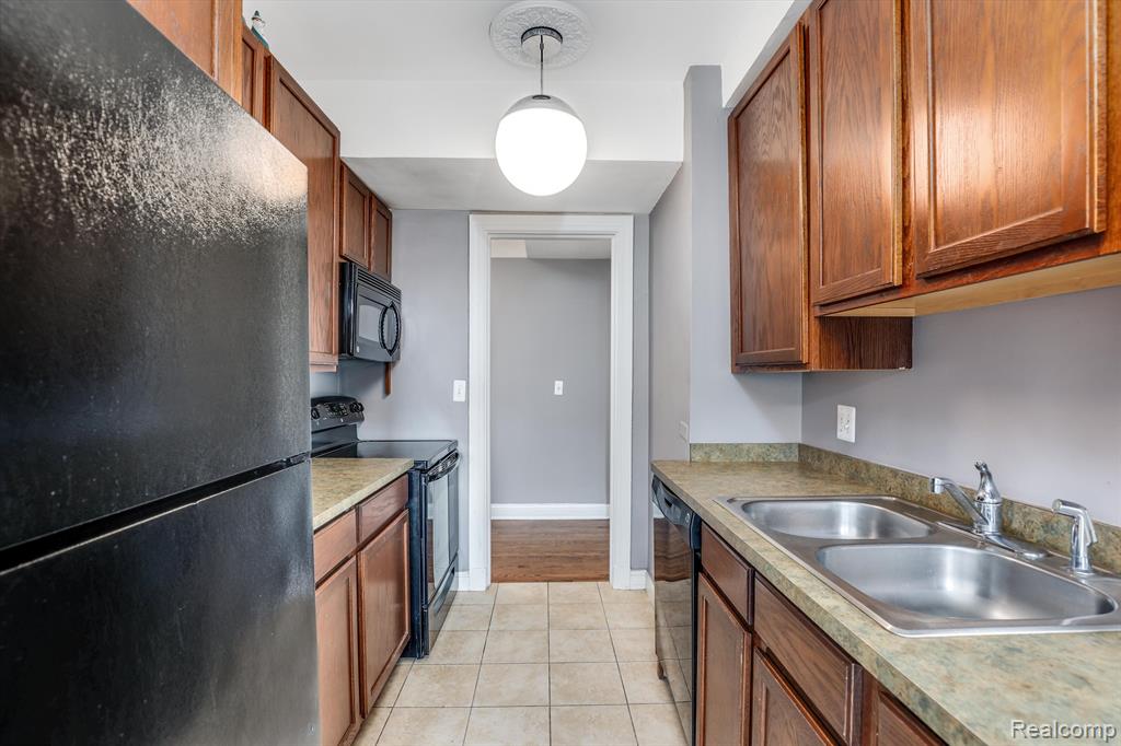 15 E Kirby Street, 318, Detroit, MI 48202 — Photo 9