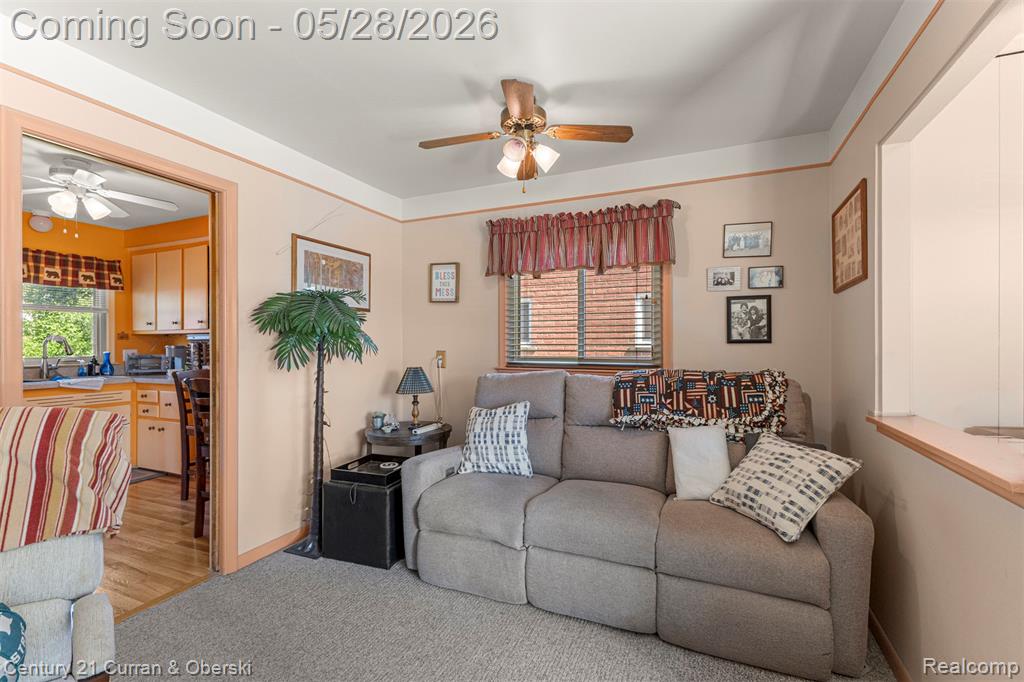 8245 N Hubbard Street, Westland, MI — Photo 9