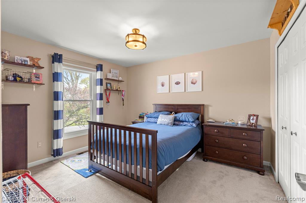 30999 Sudbury Street, Farmington, MI 48331 — Photo 37