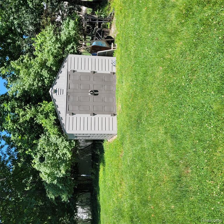 24640 Huron River Drive, Rockwood, MI — Photo 49