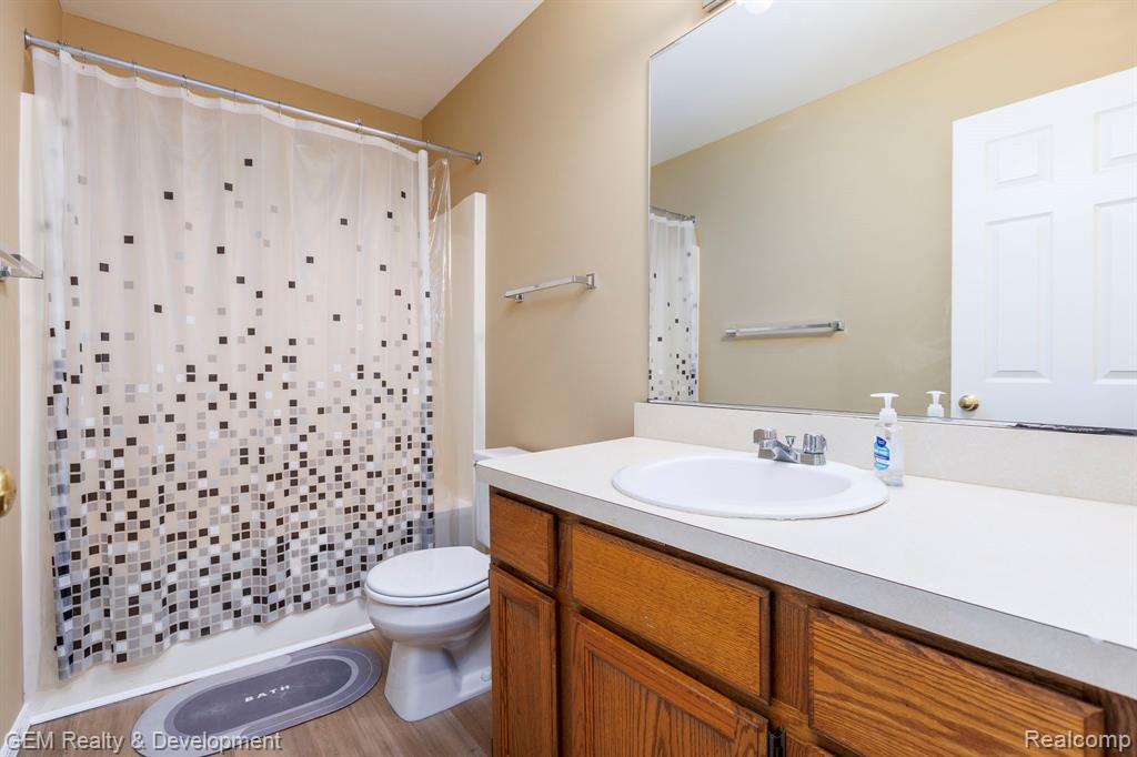 1111 Sarah Road, Pinckney, MI 48169 — Photo 31