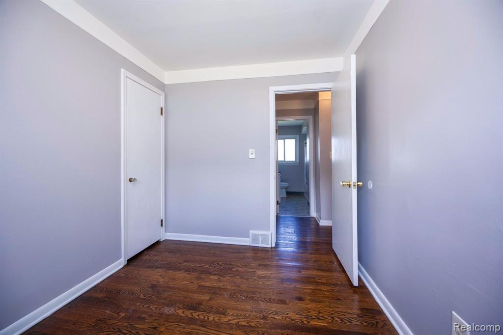 4297 EASTLAWN Avenue, Wayne, MI 48184 — Photo 20