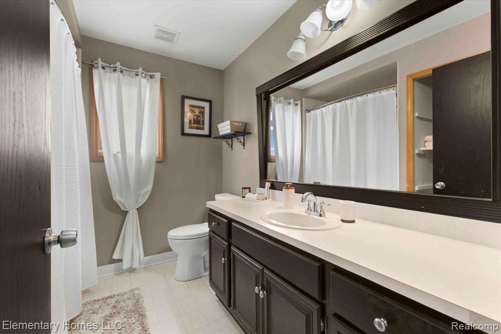 53260 Forestglade Drive, Chesterfield, MI 48047 — Photo 35