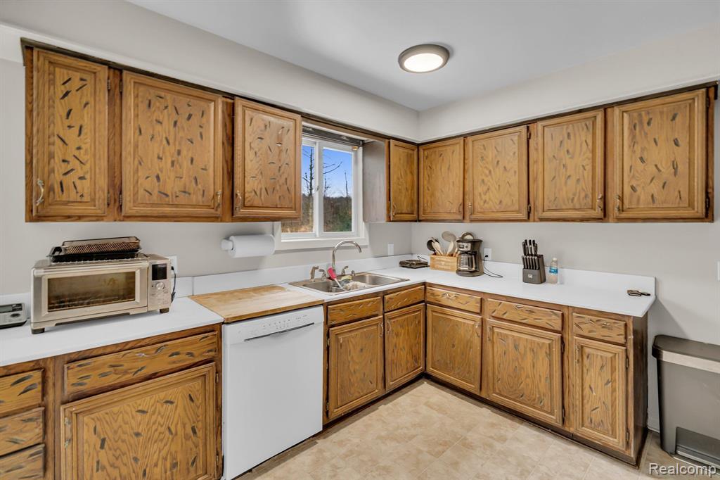 5706 Belle River Road, Attica, MI 48412 — Photo 9