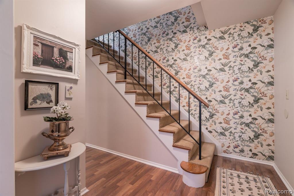 4855 CAROL Drive, Troy, MI 48085 — Photo 23